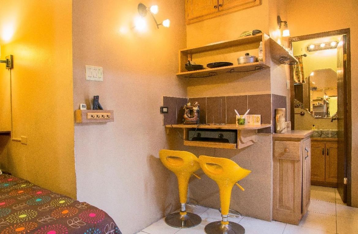 One32 Guest House Kingston Ngoại thất bức ảnh